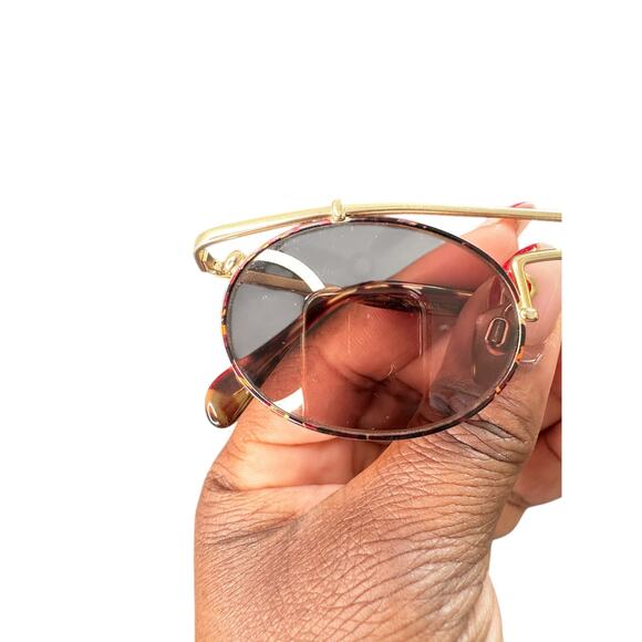 Giorgio Armani Brown Sunglasses Classic Design - Picture 3 of 8